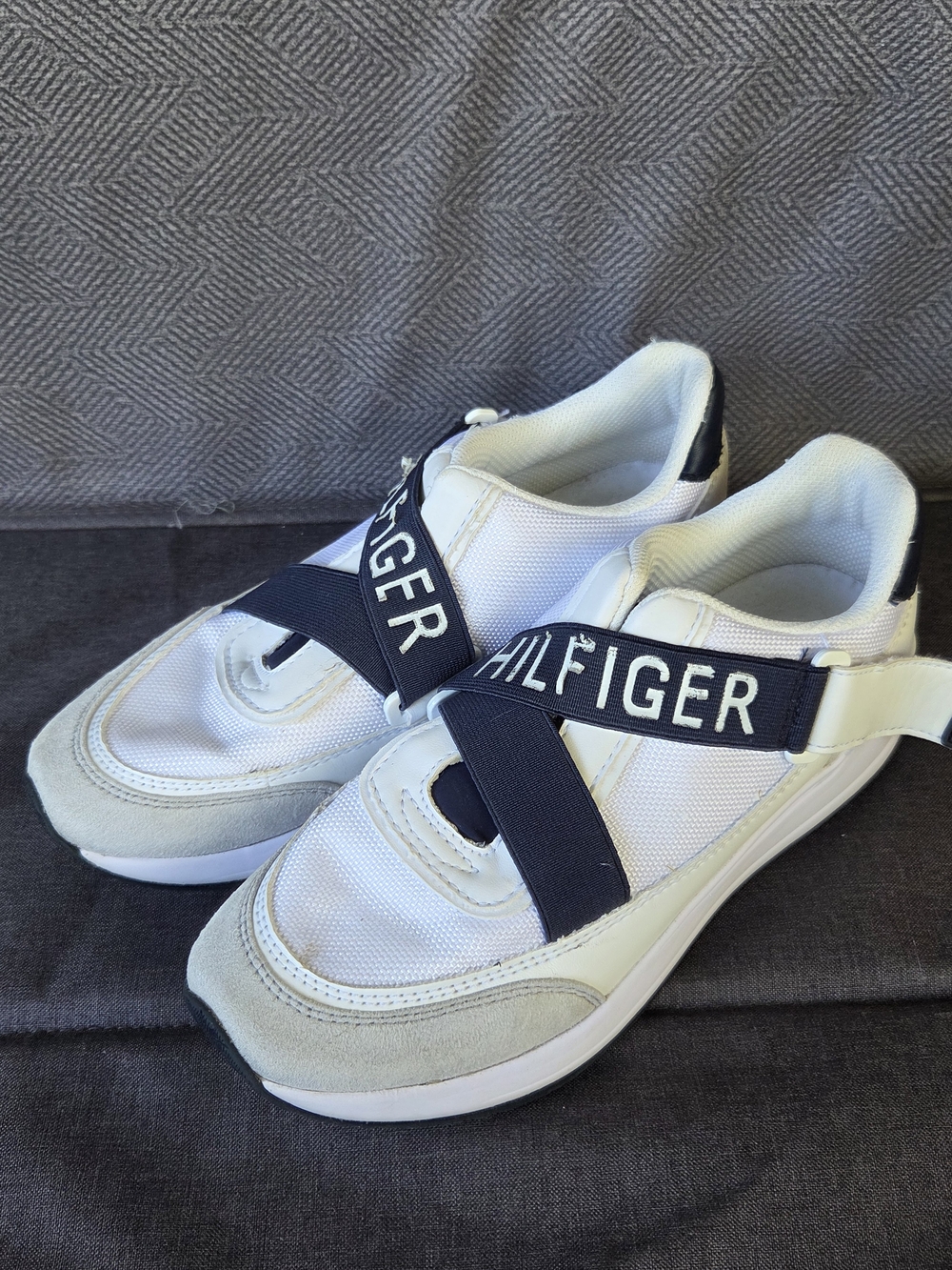 Tommy Hilfiger Kids White & Navy Strap Sneakers